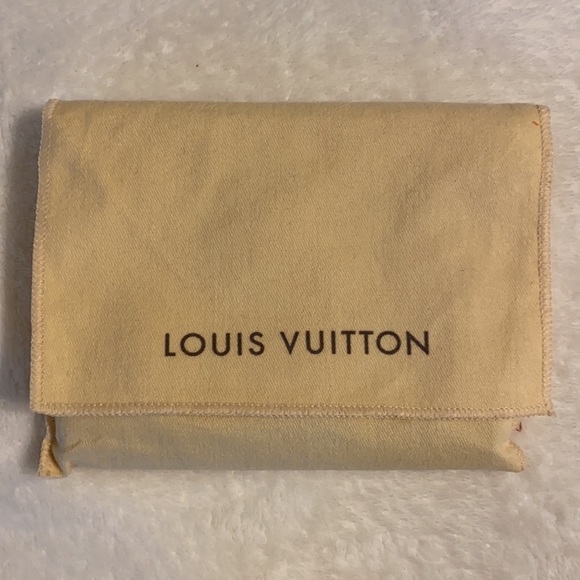 Louis Vuitton agenda. - Picture 6 of 9